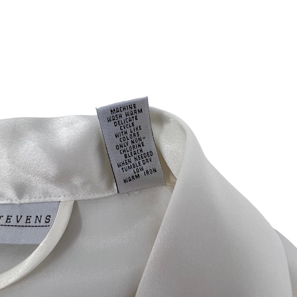 Valerie Stevens White Satin Kimono Sleeves Short Robe Size S Lace Trim Silky - Picture 14 of 14